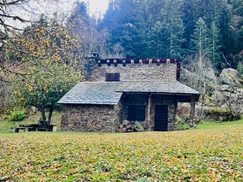 Muntanyo Luxury Lodge Con Sauna, Parking Y Guardaesquis En Ruda Tredos Exterior photo